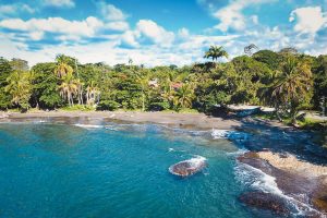 Cahuita Playa Round Rock Beach